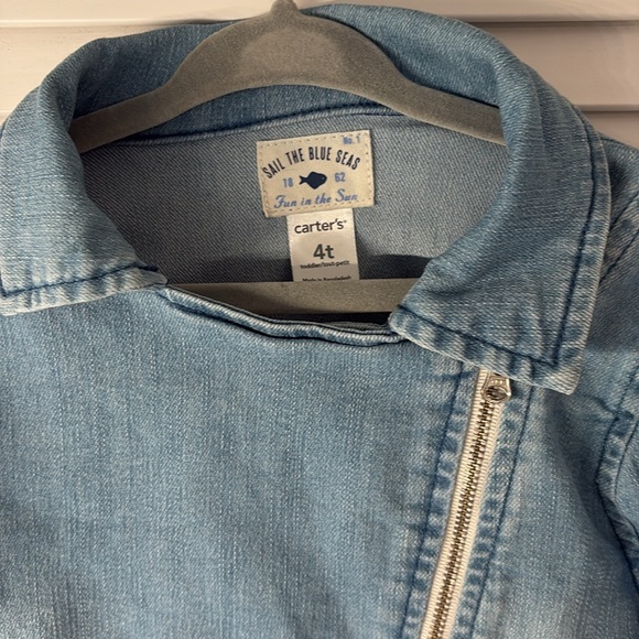 Carter’s asymmetrical Jean Jacket, size 4T - Picture 2 of 7
